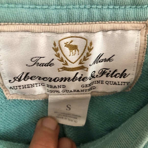 Abercrombie and Fitch sweatpants, 3/4 length, size small - Picture 4 of 6